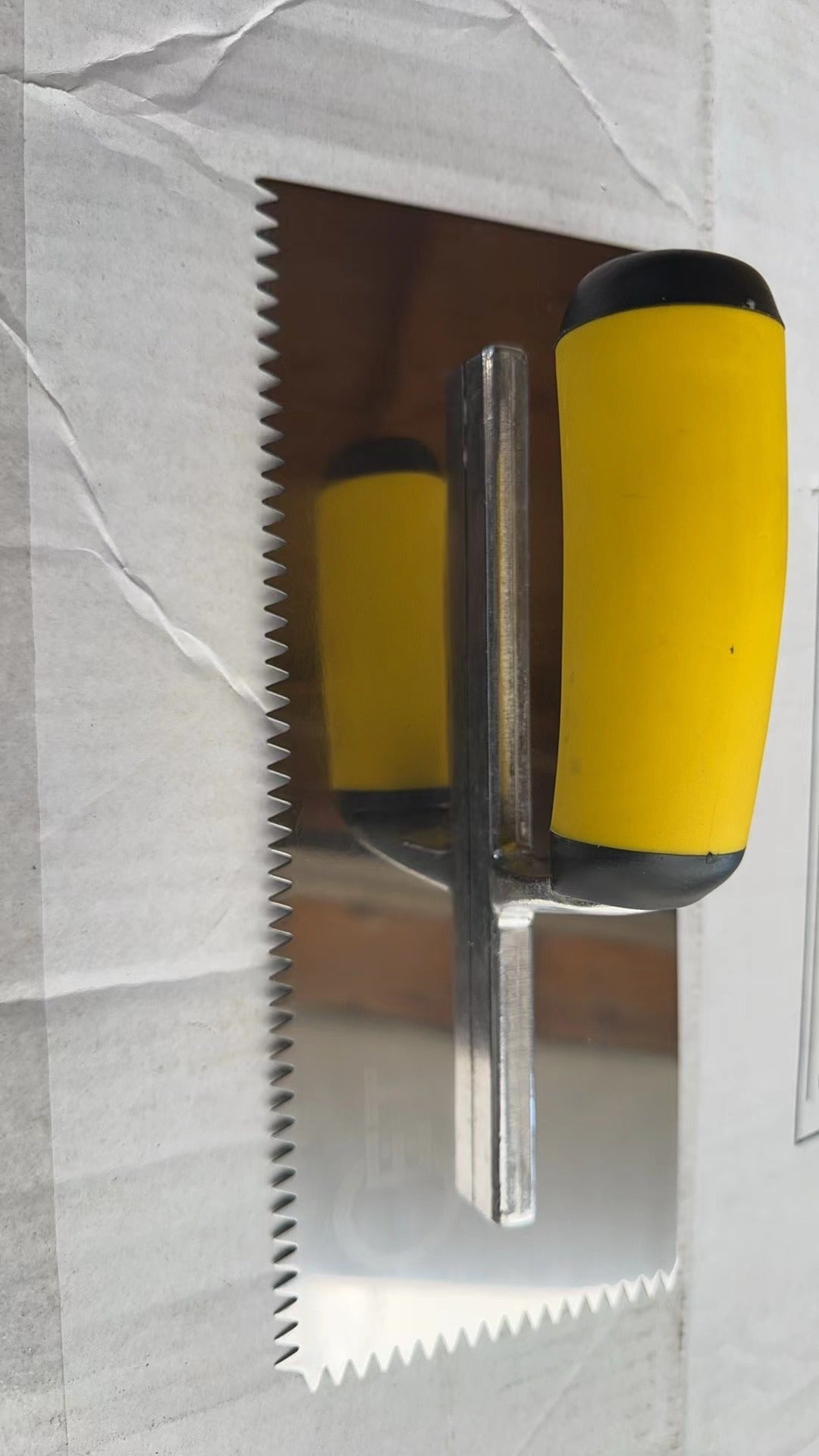 High quality stainless steel V-groove shovel, 28Cm x 11.5 Cm, perfect for buckets, slate, plaster, concrete, curved handles, hig