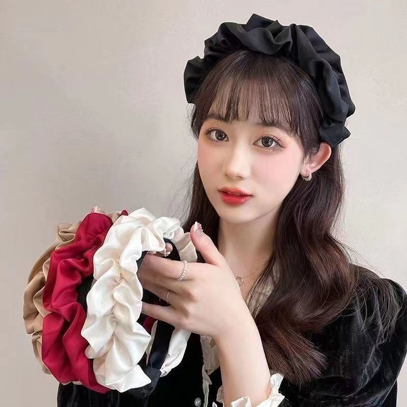 Women's wide brimmed hair accessories with high cranial crest and large intestine folds and hair bands