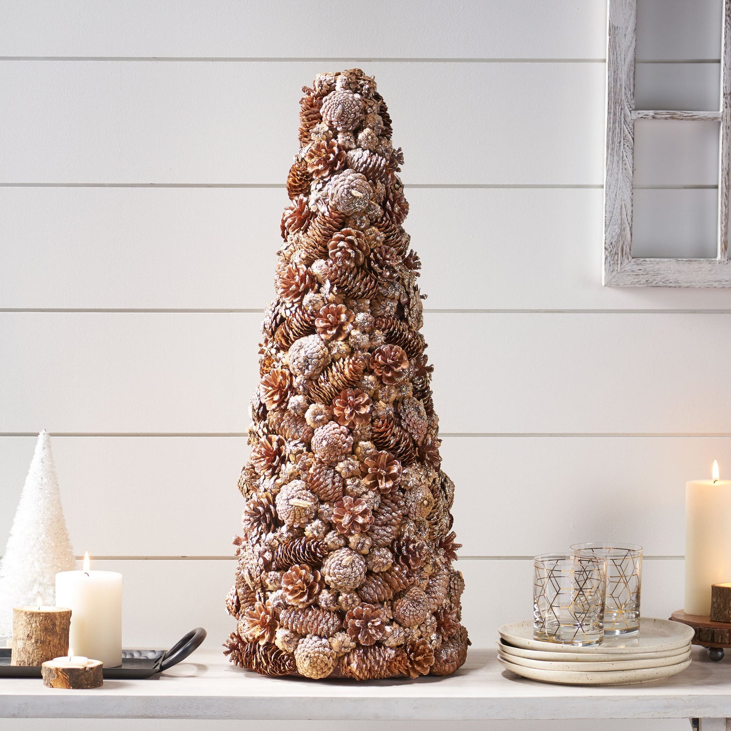 PINE CONE TABLE TOP TREE