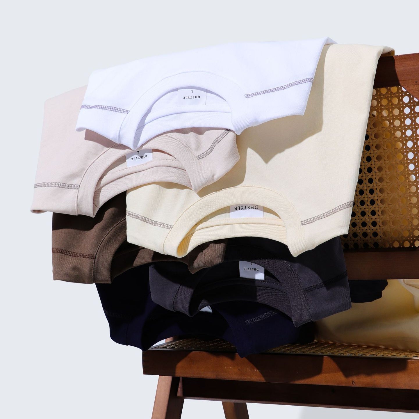 Retro Casual Contrast Color Line T-shirt
