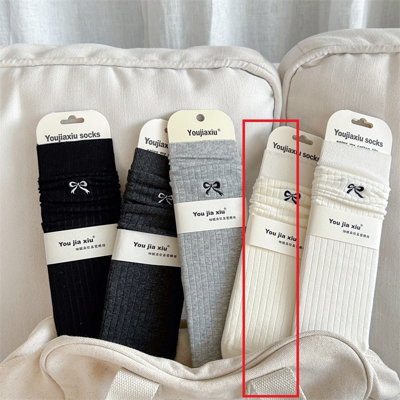 Solid Color Bow Embroidery Mid-calf Length Loose Socks