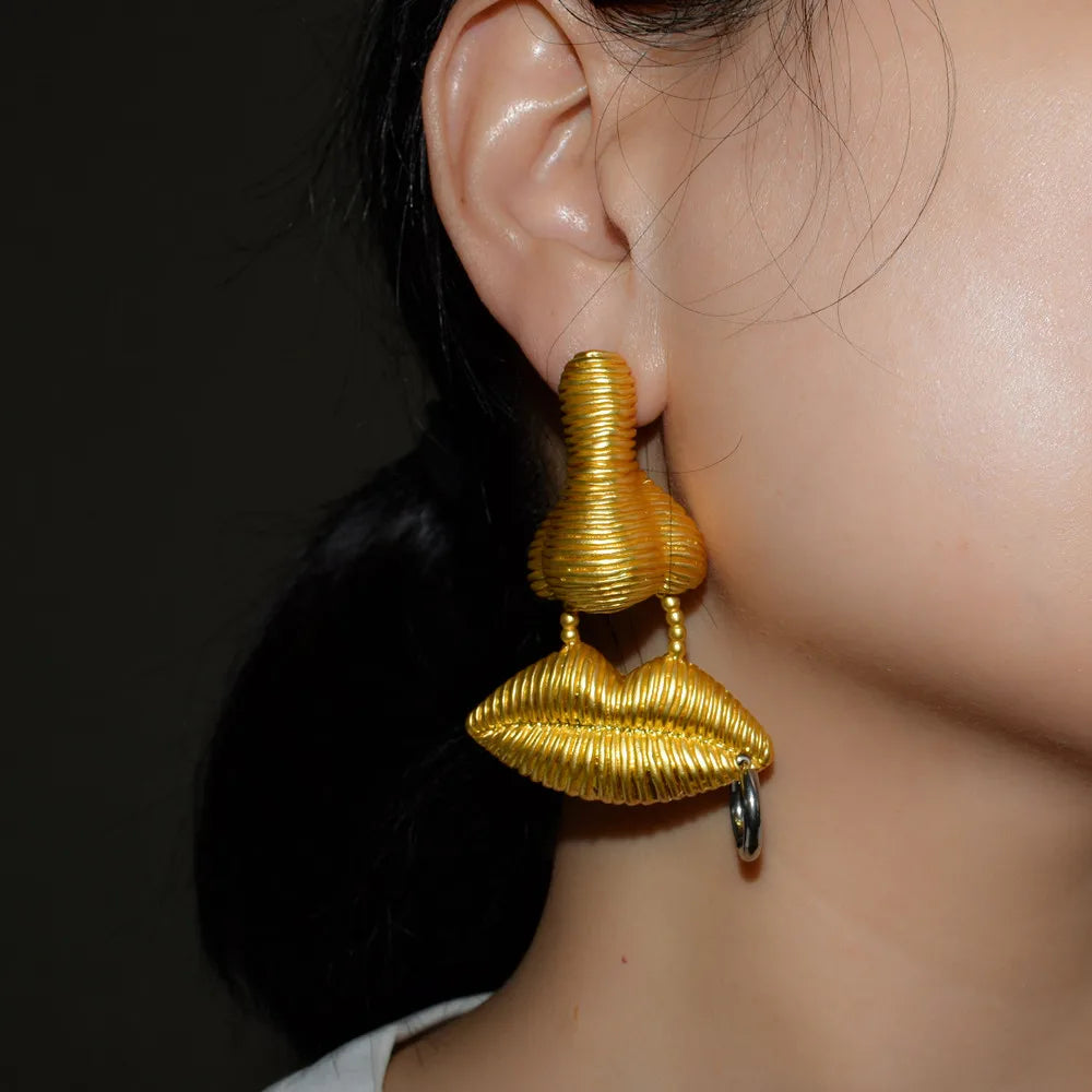 Baroque Style Exaggerated Lips Design Dangle Earrings For Women  Jewelry Vintage Ethnic Statement Earrings Accessories