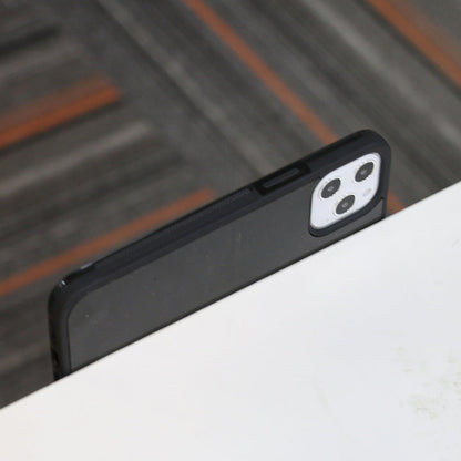 Apple iPhone 12 Anti Gravity Case