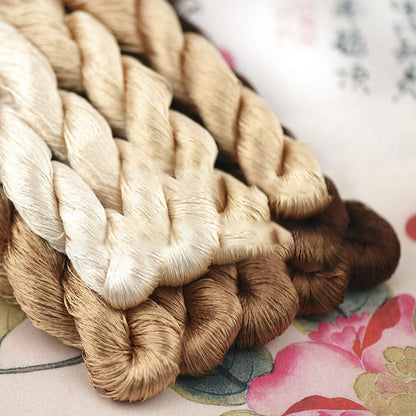 Mulberry Silk Su Embroidery Thread - Velvet Wrapped