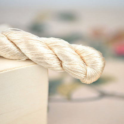 Mulberry Silk Su Embroidery Thread - Velvet Wrapped