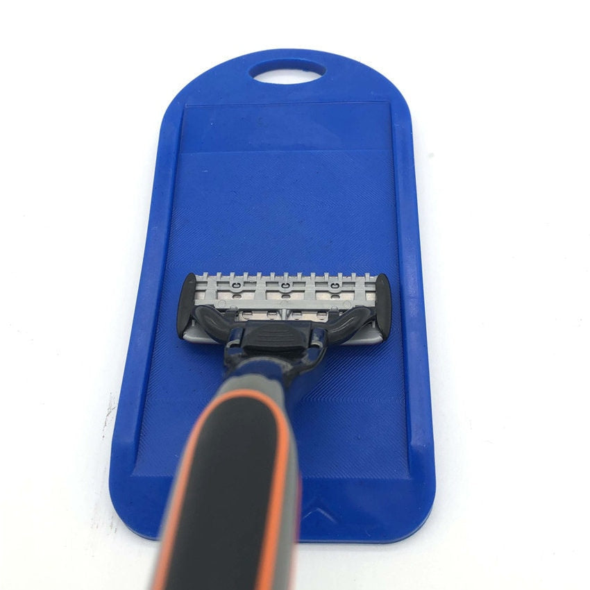 Razor blade sharpener