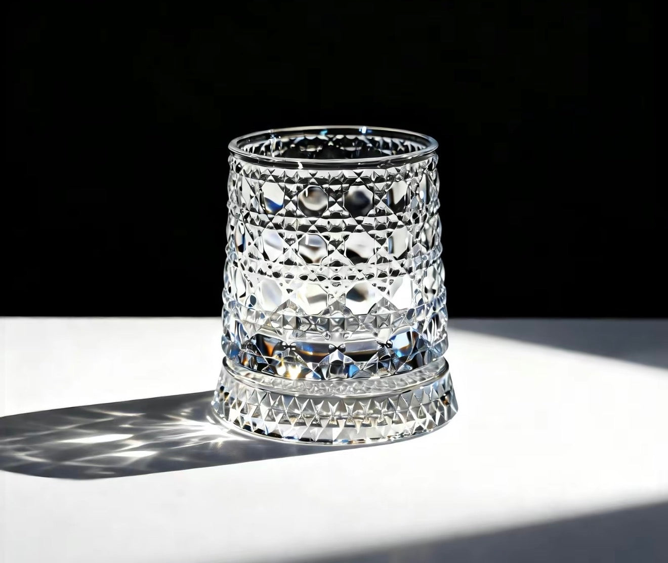 CrystalTwirl Rotating Drink Glass