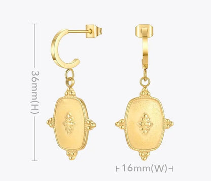 18K Gold Titanium C-Shaped Block Earrings
