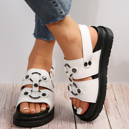 Rivet Sports Sandals Fashionable Beachwear