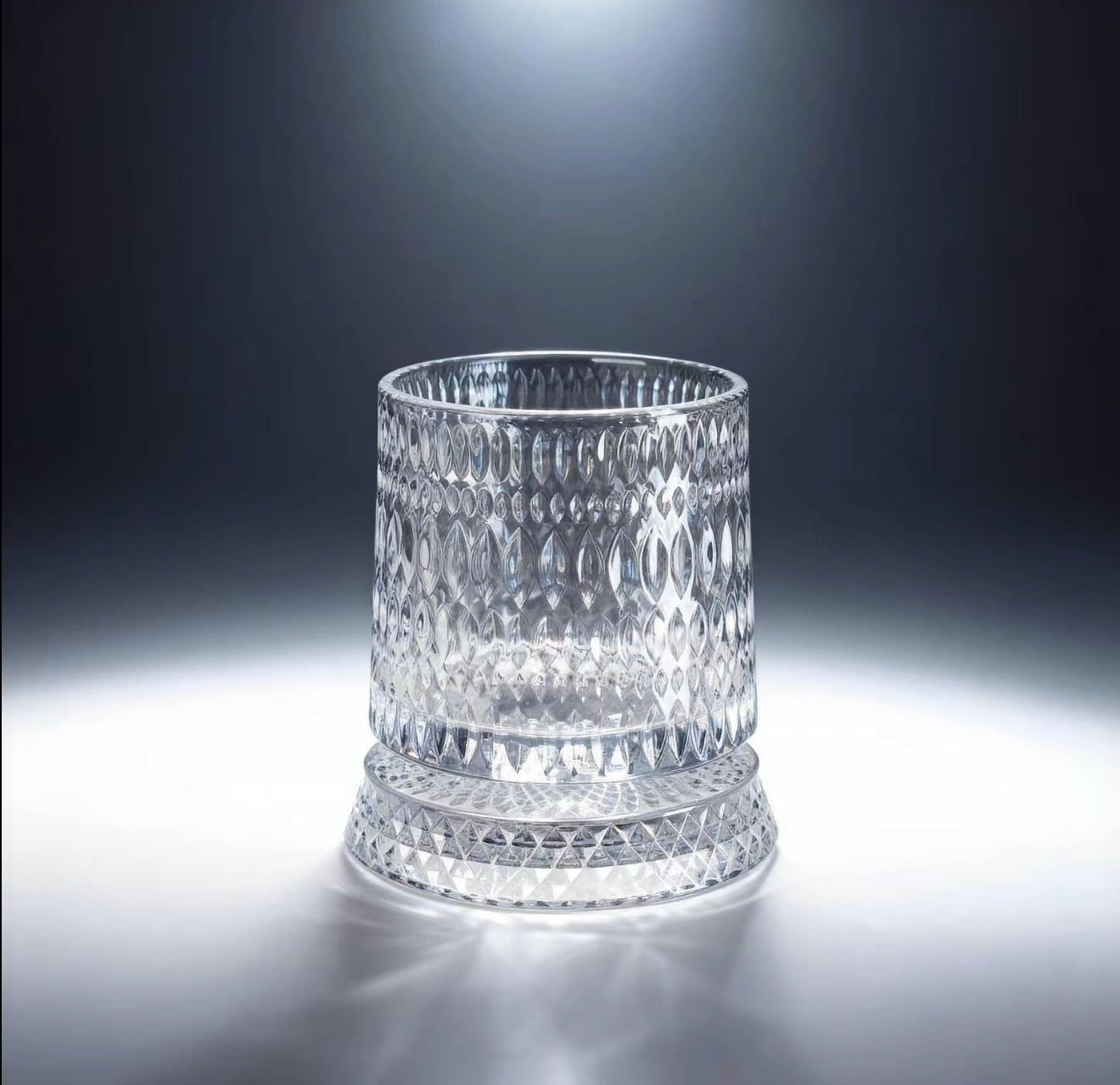 CrystalTwirl Rotating Drink Glass