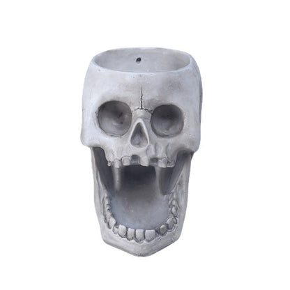 The resin three-dimensional skull feeder base can hang an automatic animal feeder