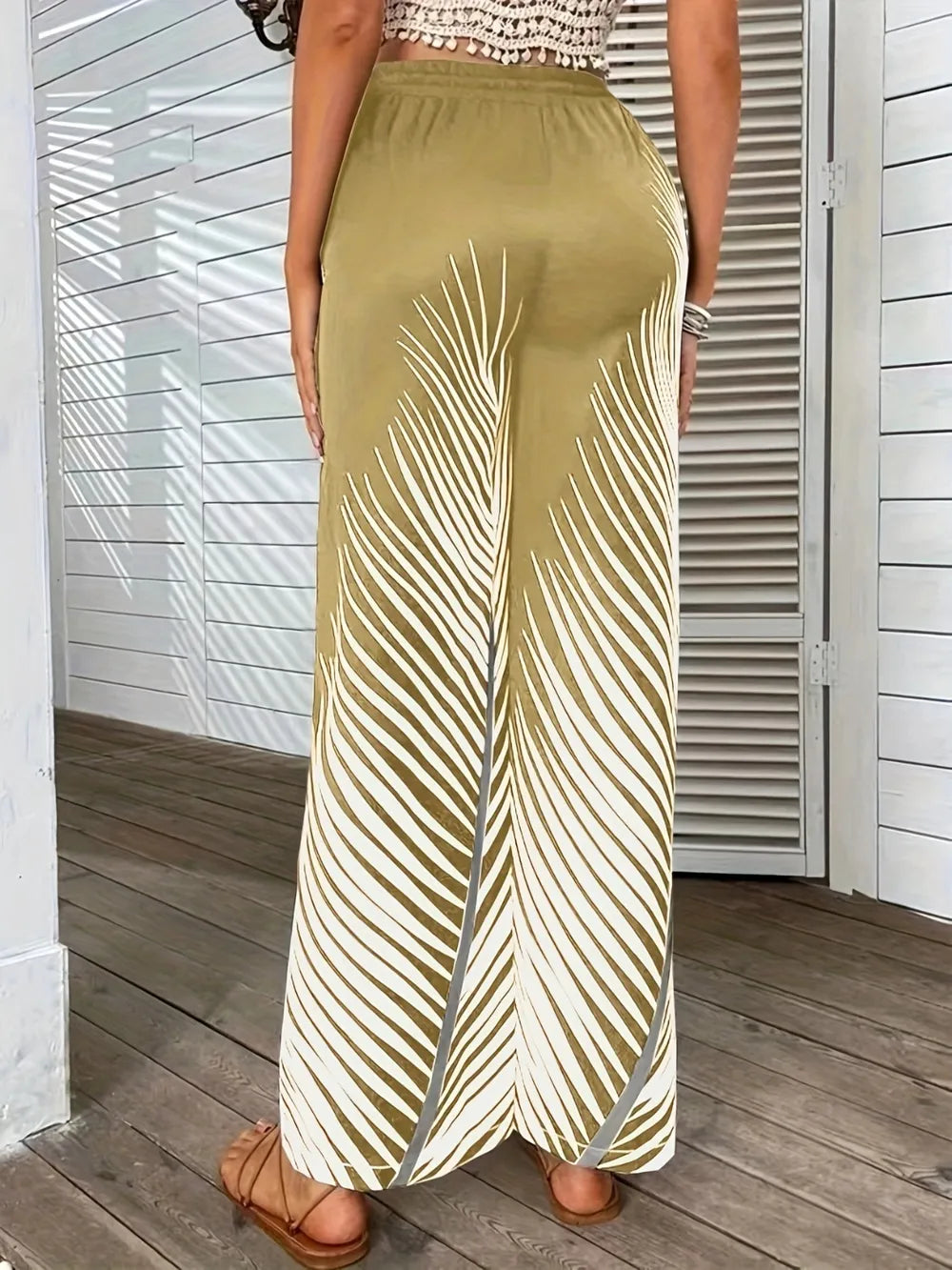 Fashionable and elegant striped leaf positioning printed wide leg pants for women