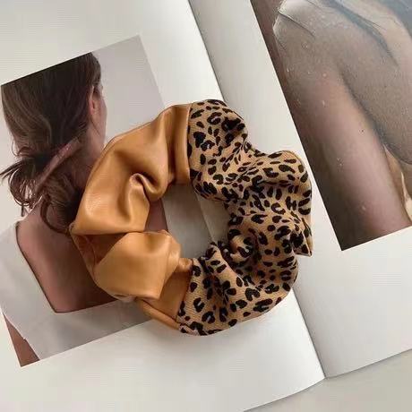 Leopard Print Color Block Hair Ring