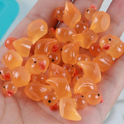 Resin luminous cartoon three-dimensional cute cartoon duck DIY car ornament keychain micro landscape hair clip decoration