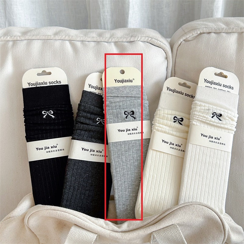 Solid Color Bow Embroidery Mid-calf Length Loose Socks
