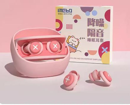 Earbuds for noise reduction and snoring prevention for students majoring in sleep. Non disruptive and ultra quiet earplugs for work