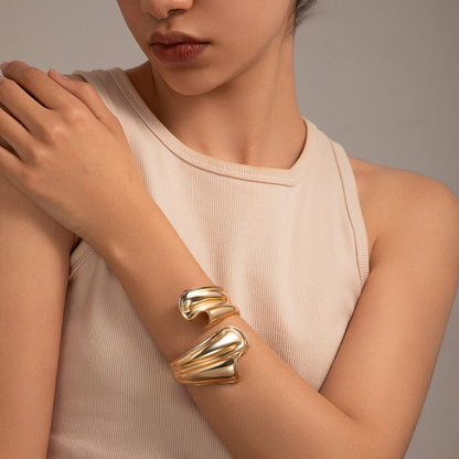 Metal style temperament niche versatile bracelet Bracelet irregular opening bracelet