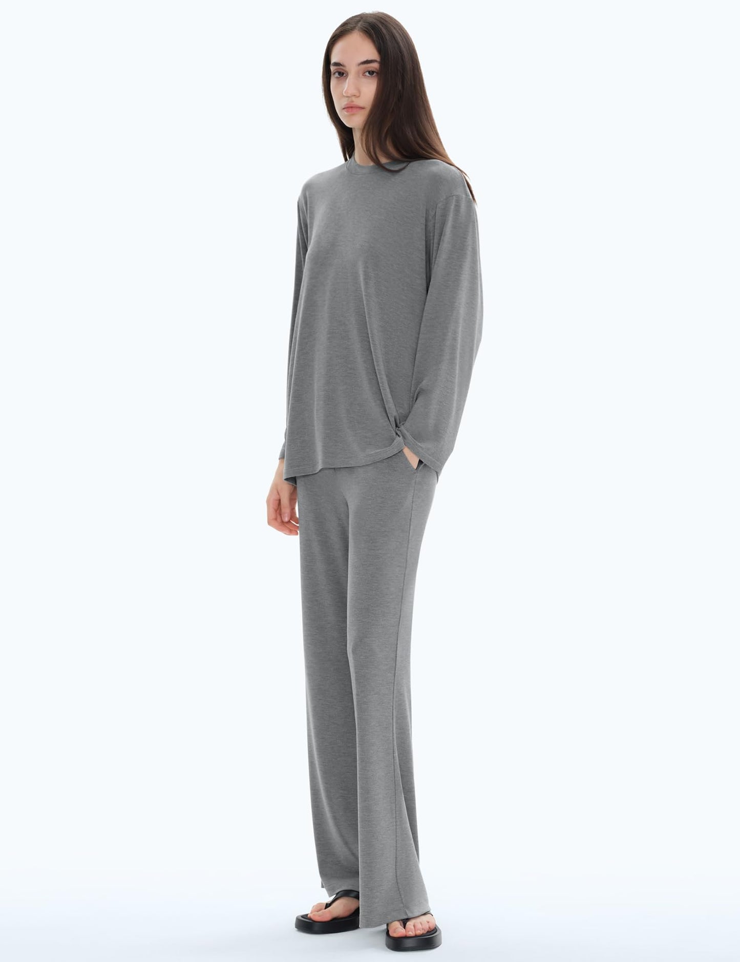 C202 Women's 2-Piece Lounge Set Crewneck Sweatsuit Lava Size L