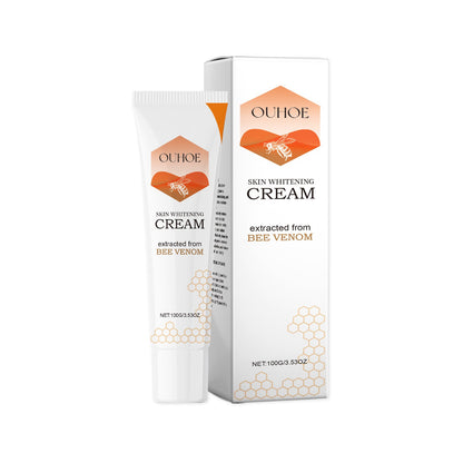Brightening Cream Moisturizes The Body And Brighens The Skin