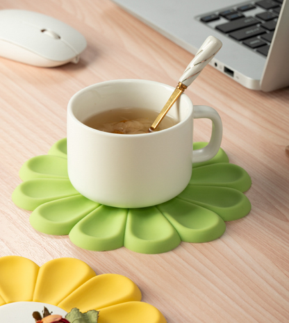 Creative Daisy Flower Household Oil and Heat Resistant Small Fresh Japanese and Korean Bowl and Plate Mats