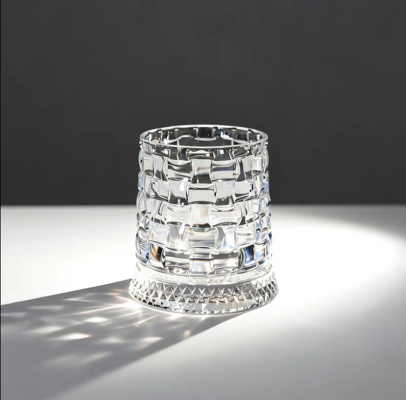 CrystalTwirl Rotating Drink Glass