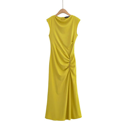 Fashionable and Sexy  Style Women's Two-color Knitted Pleated Long Dress
