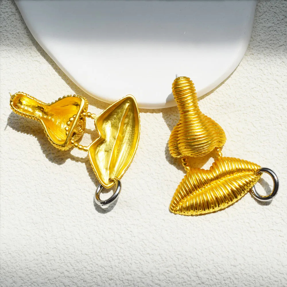 Baroque Style Exaggerated Lips Design Dangle Earrings For Women  Jewelry Vintage Ethnic Statement Earrings Accessories
