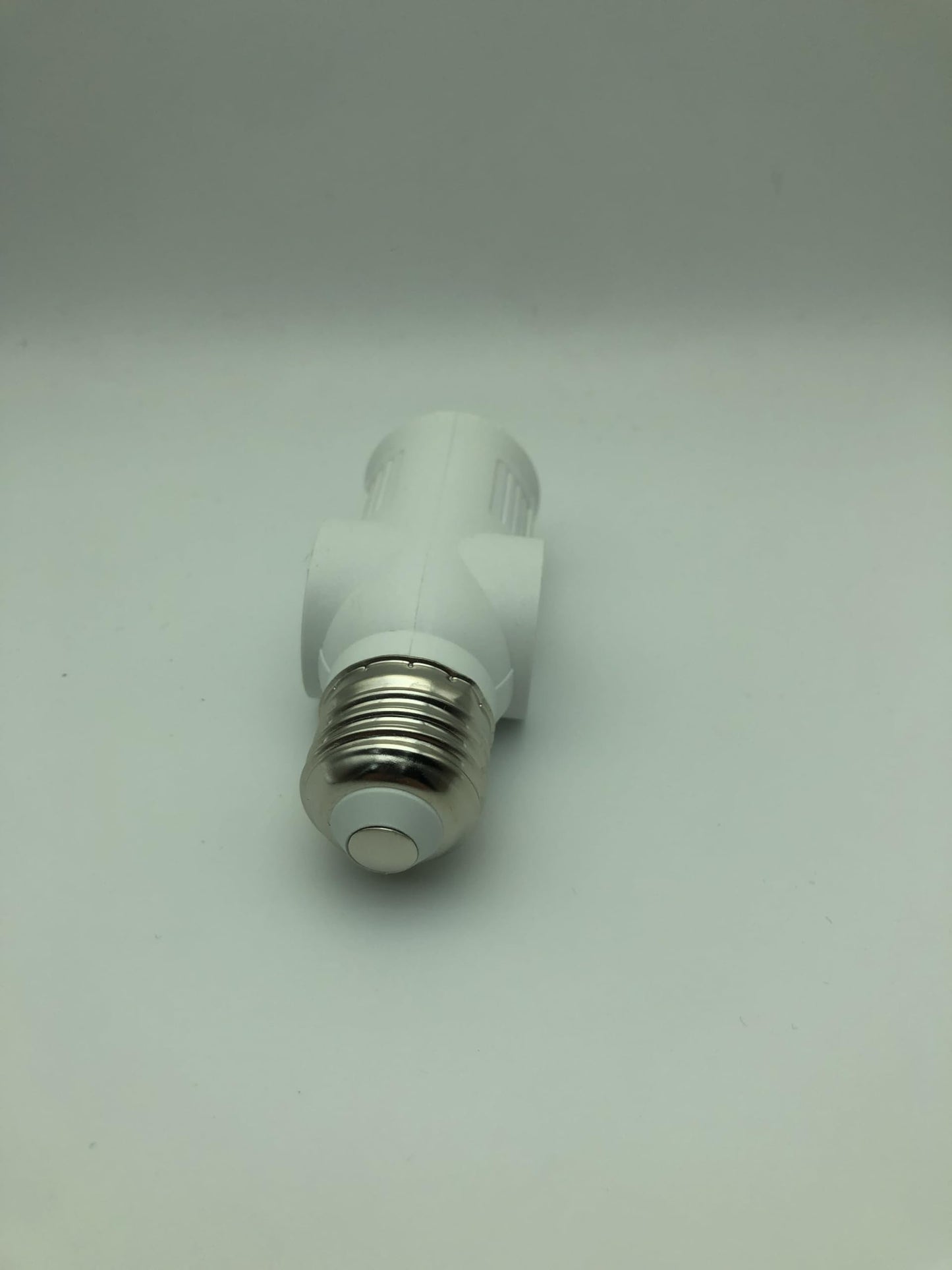 Figame E26/E27 3 Prong Light Bulb Socket Adapter Polarized White 2 Pack