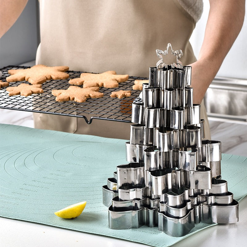 Christmas snowflake biscuit mold stainless steel snowflake three-dimensional biscuit mold biscuit cut into 10 pieces set