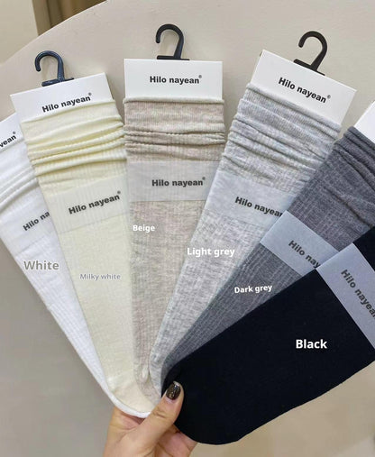 Boneless Hollow Mesh Cotton Female Middle Tube Socks