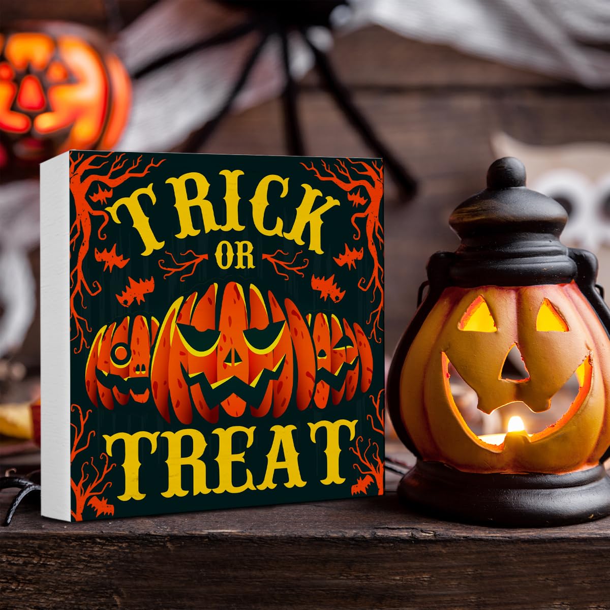 Hijie Halloween Wooden Pumpkin Sign Spooky Home Decor 5x5 Inches TREAT