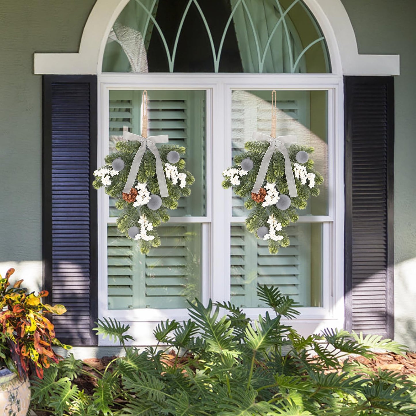 Super Holiday Christmas 2PCS Artificial Green Plant Wreaths Grey Velvet Bow