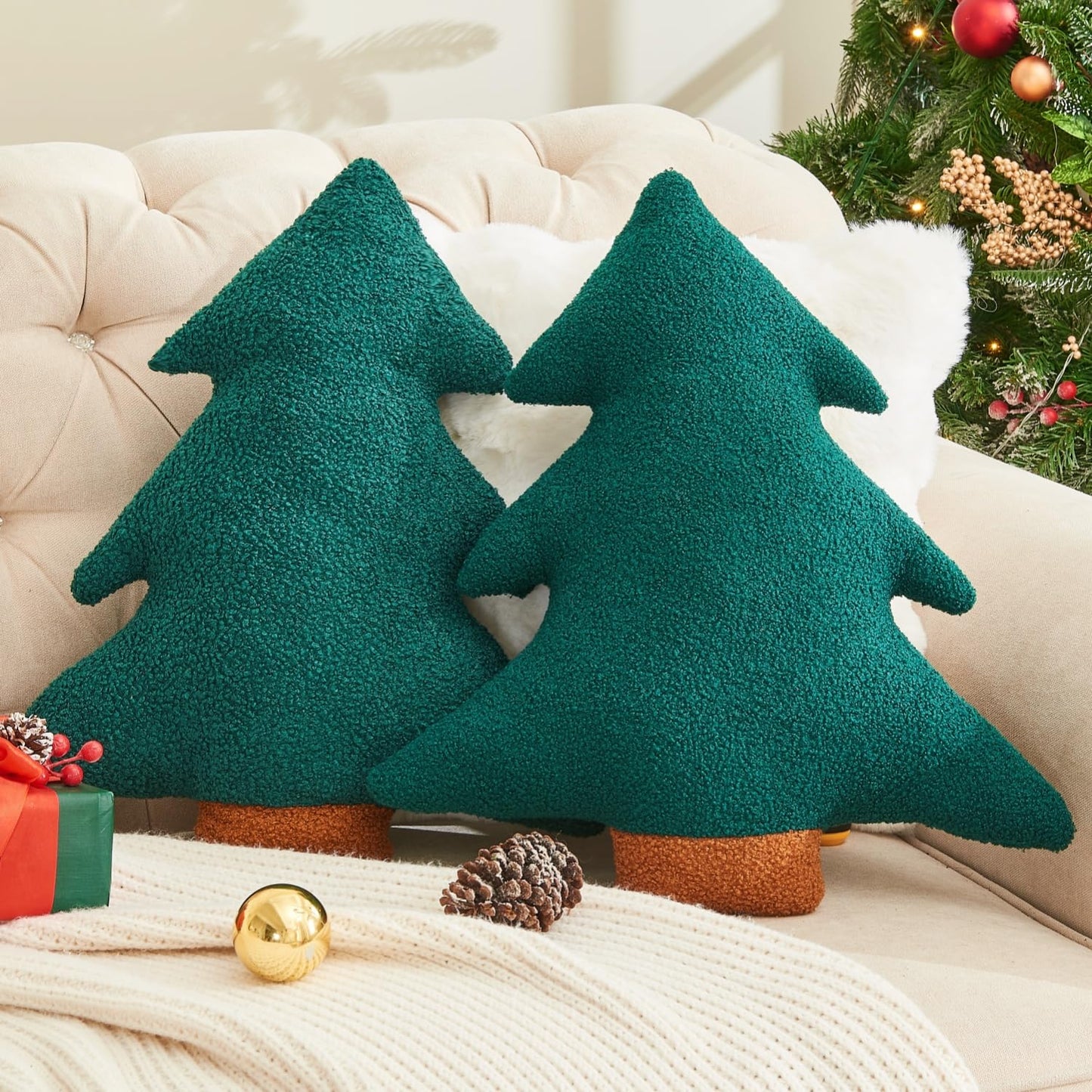 Vdoioe Christmas Tree Throw Pillows Set of 2 Plush Cotton Fill Xmas Decor
