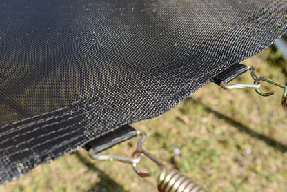 14 FT TRAMPOLINE OUTSIDE SAFETY NET WITH BASKETBALL HOOP