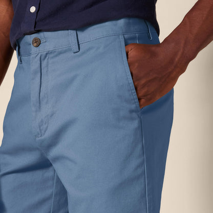 Amazon Essentials Men's Slim-Fit 7" Chino Shorts Deep Blue Size 30