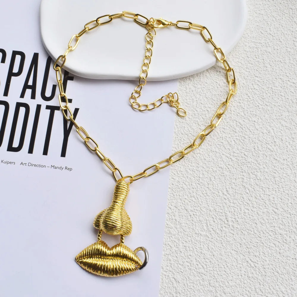 Baroque Style Exaggerated Lips Design Dangle Earrings For Women  Jewelry Vintage Ethnic Statement Earrings Accessories