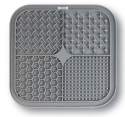 Pet Licking Mat Silicone Pet Food Suction Cup Licking Mat Slow Feeding Mat Anti-choking Slow Food Basin