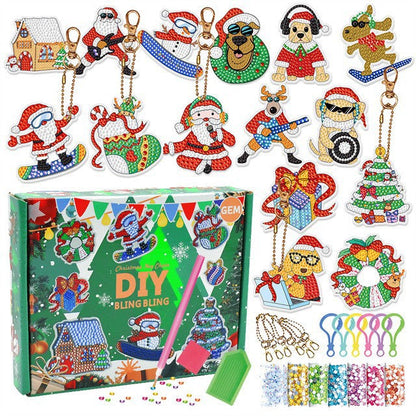 Christmas Diamond Painting Keychain 5D DIY Hanging Diamond Art Kits Diamond Ornaments for Kids Christmas Crafts Family Decor