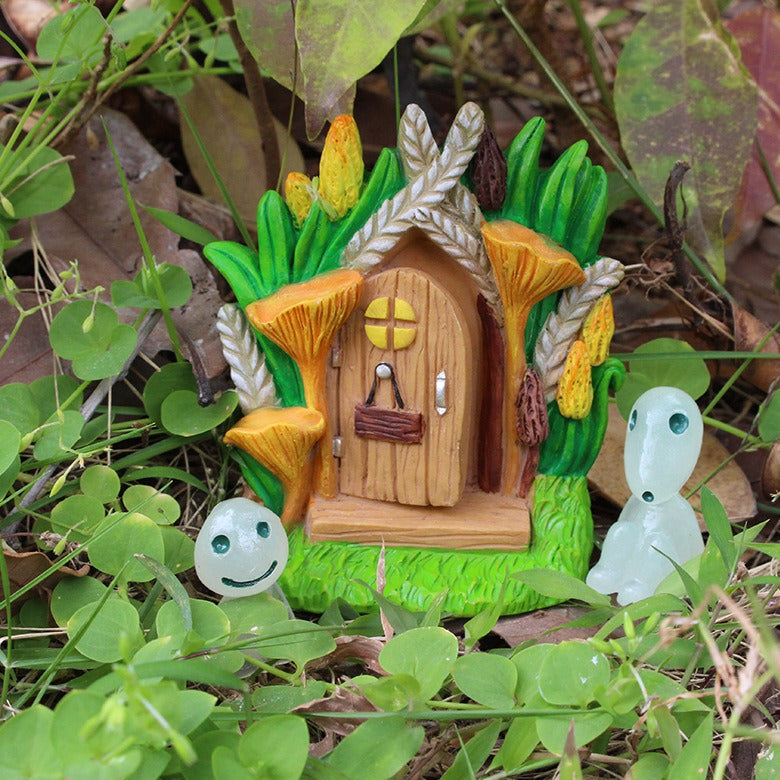 Fairy tale Door and Window Set Decoration Creative Resin Outdoor Garden Door and Window Decoration