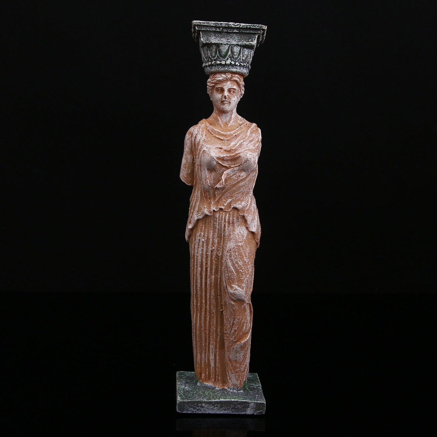 Broken arm Venus goddess fish tank ornament