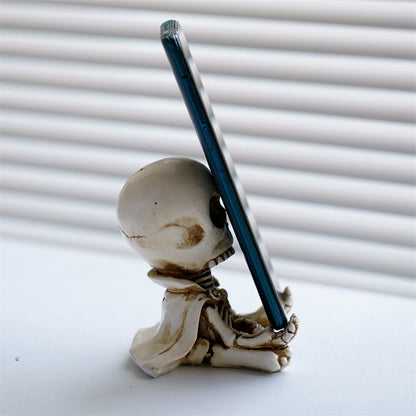 Cloak meditation small skull car ornament