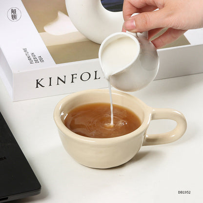 A 300ml ceramic retro couple checkerboard grid small capacity milk white wind mug coffee cups