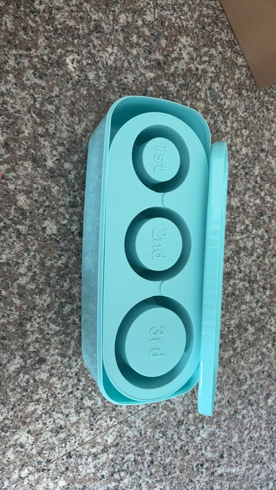 Stanley Large Capacity Ice Grid Ice Making Mold Creative with Box Easy Release Silicone Ice Grid