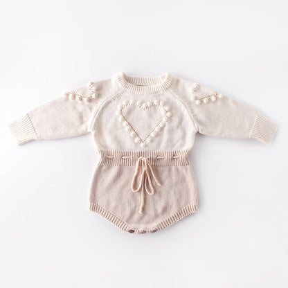 Baby handmade love sweater, knitted sweater, long sleeved jumpsuit, bag, buttocks, sweatshirt, crawling suit