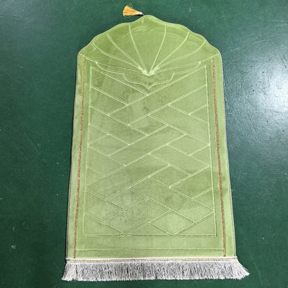 Shell shaped solid color carpet irregular flannel sponge thickened short flannel embossed portable floor mat