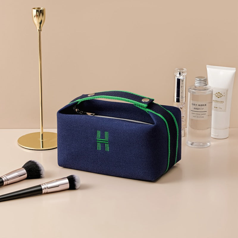 Portable premium canvas makeup bag, large capacity, washable, stylish storage for women