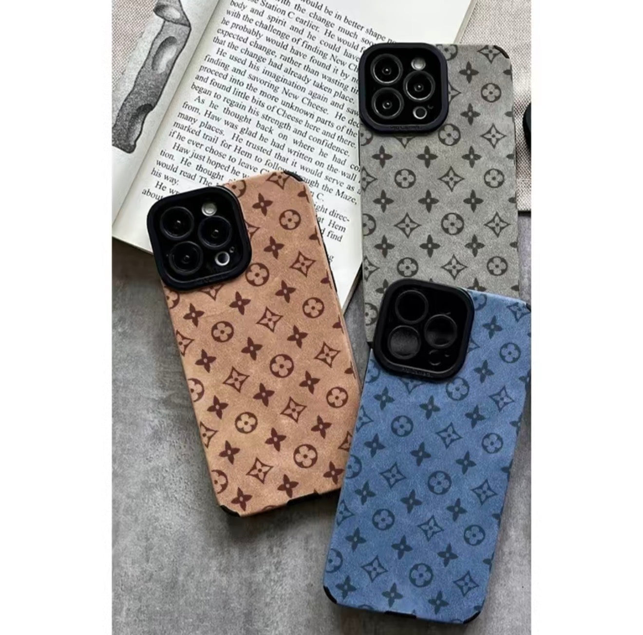Vintage Bloom Fur Phone Case
