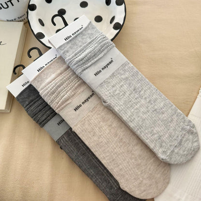 Boneless Hollow Mesh Cotton Female Middle Tube Socks