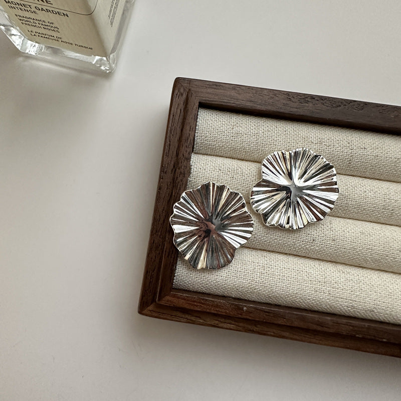S925 Korean Heavy-duty Flower Earrings
