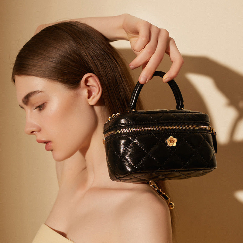 Western Style Rhombus Chain Crossbody Bag